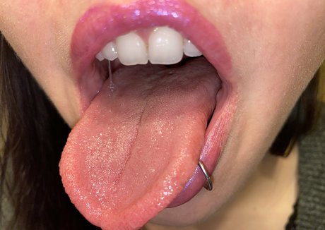 the goddess clue ホットスター 写真