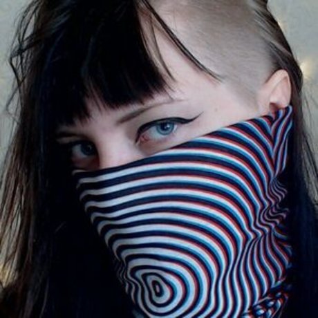 痩せた赤毛のオンリーファンズ 美しいヌード 画像