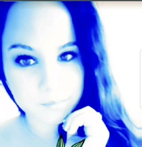 sassysarah94 ポルノスター トップ 写真