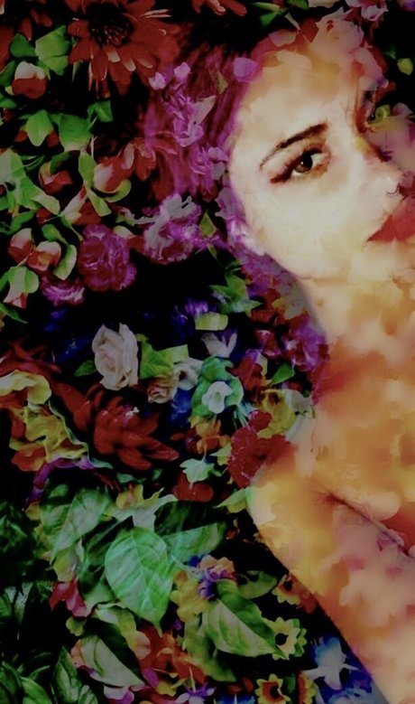 galacticgypsy28 エロティック女優 ギャラリー