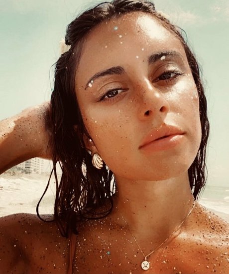 galacticgypsy28 ホットモデル 写真