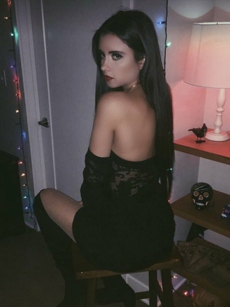 galacticgypsy28 独占女優 写真