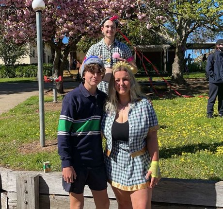 Emily J セクシーなポルノスター 写真