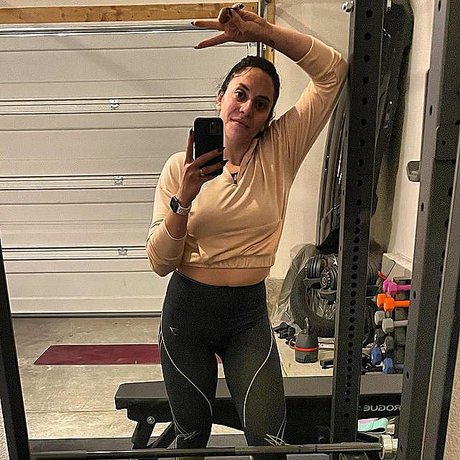 Fitfissy セックスモデル 画像