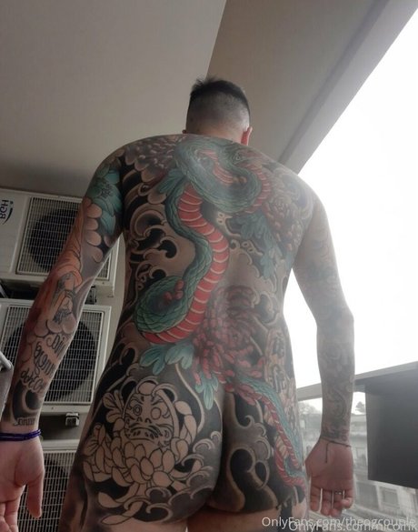 スキニーモデルオンリーファンズ 美しい裸 写真