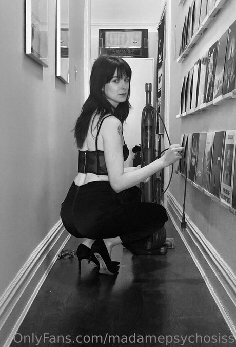 Madamepsychosiss ホットモデル 写真