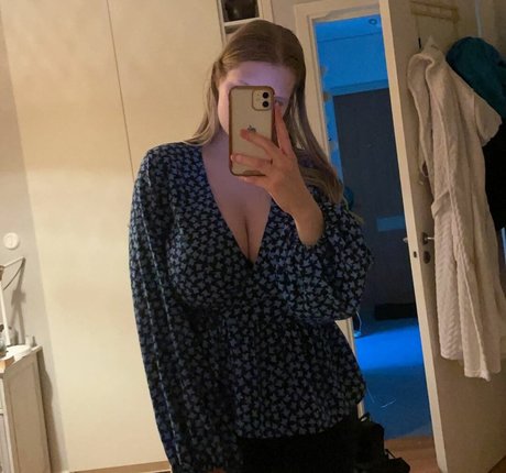 Stina 完璧なスター ギャラリー