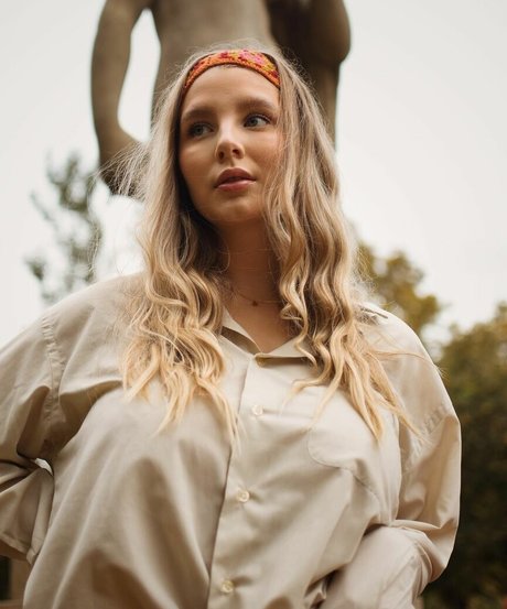 アジアの無料オンリーファンズ エロチック アーカイブ