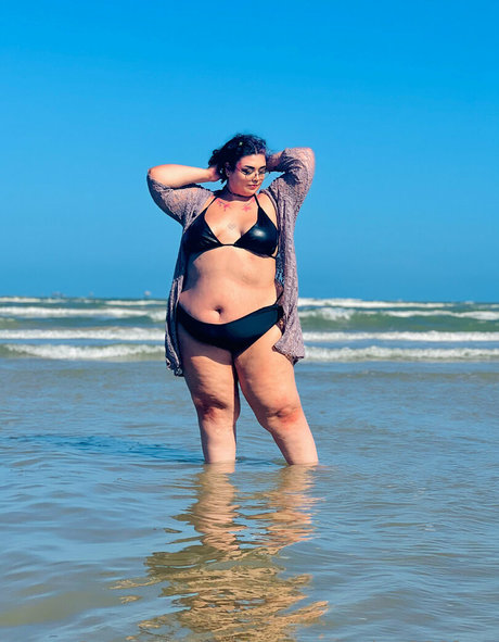 後背位オンリーファンズ 無料 写真