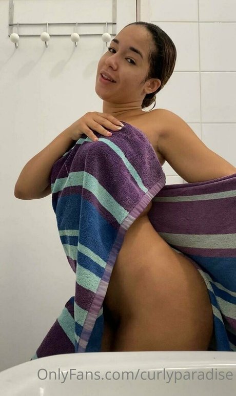 Maria Cabello エロティックモデル 写真