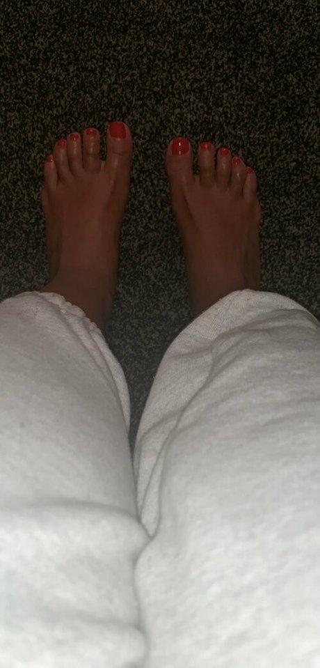 モンスターコックオンリーファンズ アダルト 写真