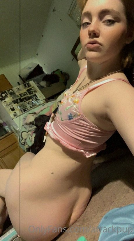 attackpup ポルノスター 美しい 画像