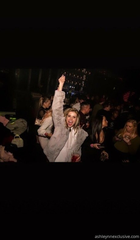 ashlynn2019 ホットスター 写真