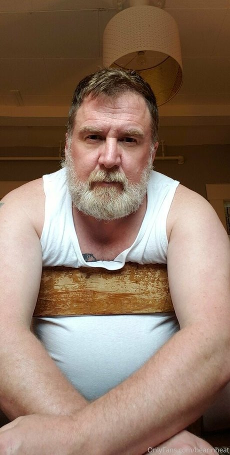 フィットネスプッシーオンリーファンズ セクシーヌード 画像