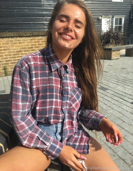 lolalxoxoxo アートポルノスター 写真