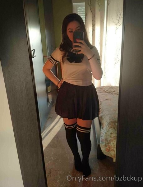 bzbckup ホットモデル 写真