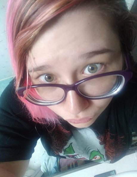 hannah horn 無料スター 写真