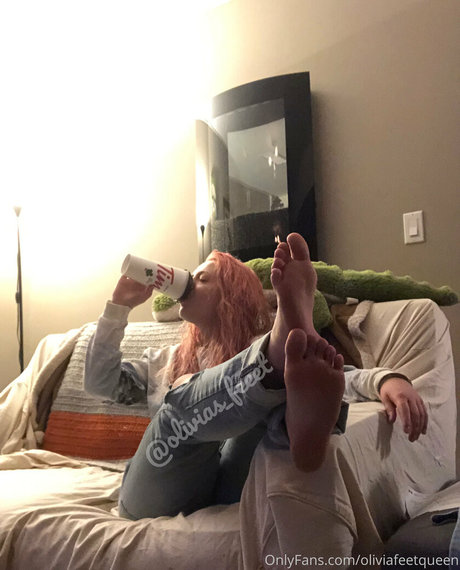 oliviafeetqueen 高品質モデル 写真