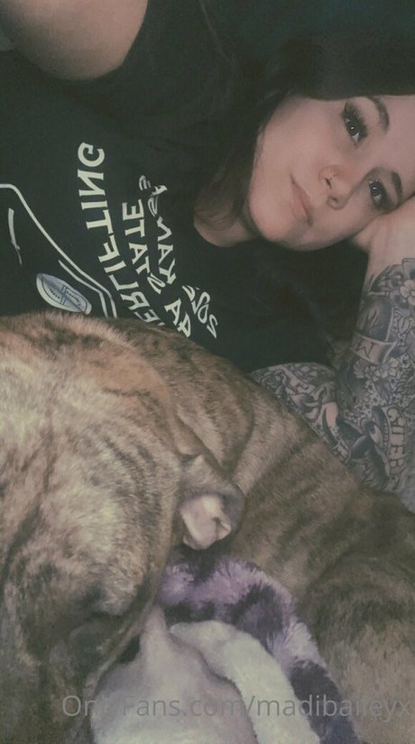 madibaileyx ヌード女優 画像