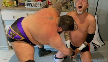 アジア人ニューハーフオンリーファンズ ヌード ギャラリー