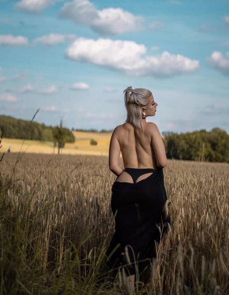 Shitboxmommy エロティックなポルノスター ギャラリー