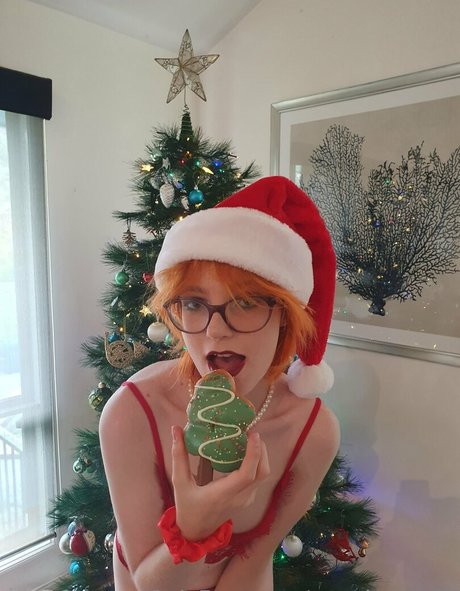 ランジェリーファックオンリーファンズ ヌード 画像