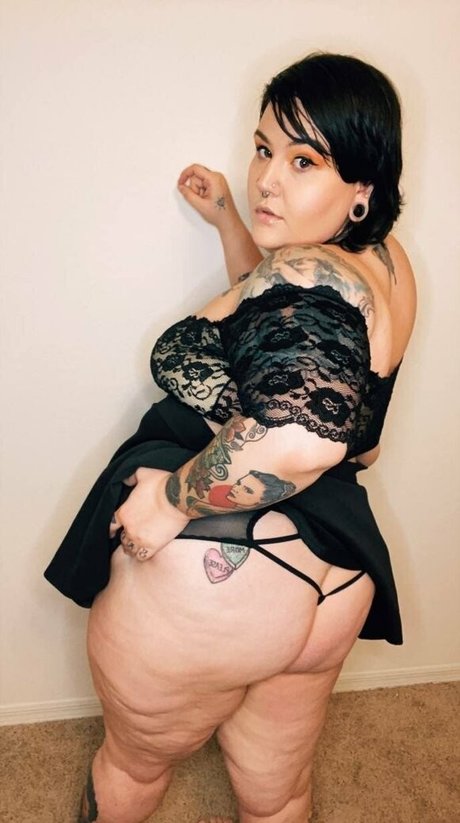 フラットオンリーファン 無料 写真