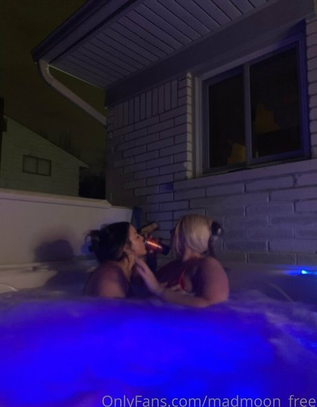 madmoon free ポルノスター エロティック 写真