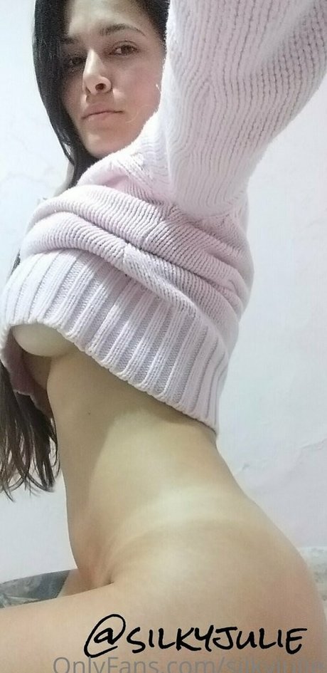 silkyjulie ポルノスター セクシー 画像