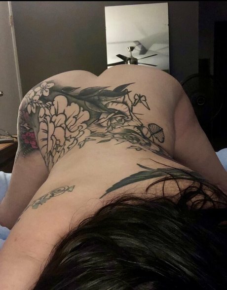 rebeccarose463 無料モデル 写真