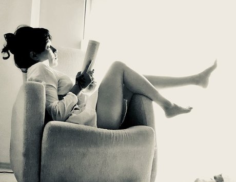 Ceyda Kocman 完璧なモデル 写真