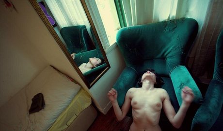 セクシーなブルネットのオンリーファンズ HD アーカイブ