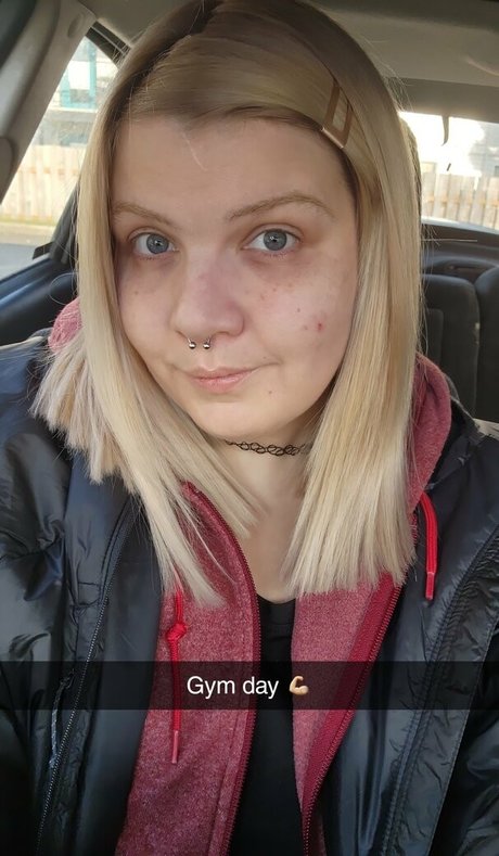 awkwardsxccxbxs プロフィール写真