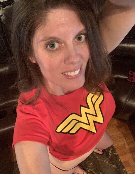 bustybrooke1 アダルトモデル 画像