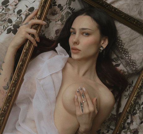 Kit Lilith アートポルノスター 画像