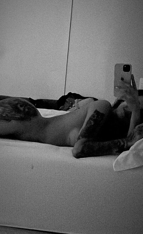 Gaby Ferreira ヌード女優 写真