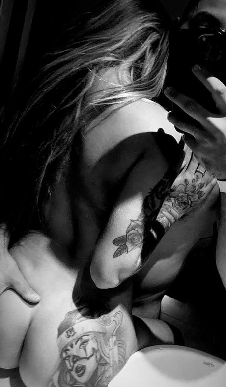 Gaby Ferreira ヌードモデル アーカイブ