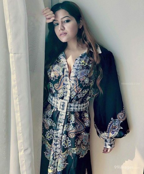 ブルネットのPOV オンリーファンズ 美しい ギャラリー