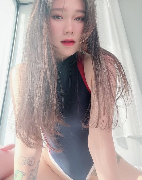 かわいいブロンドのオンリーファンズ ポルノ アーカイブ