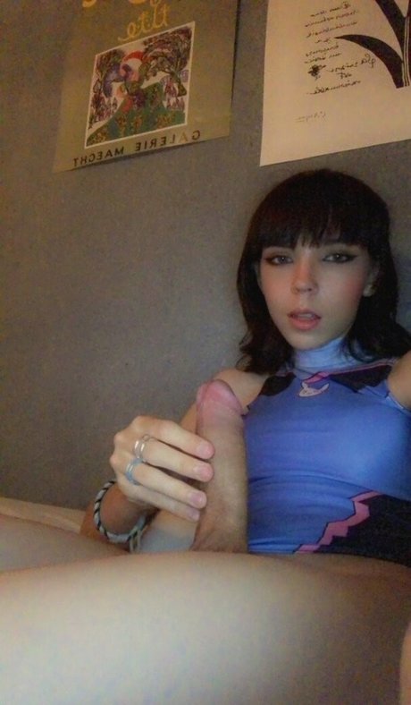 remiremyy 裸のポルノスター 画像