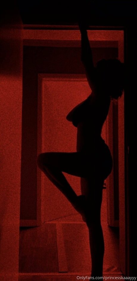 足 熟女 オンリーファンズ えろた 写真