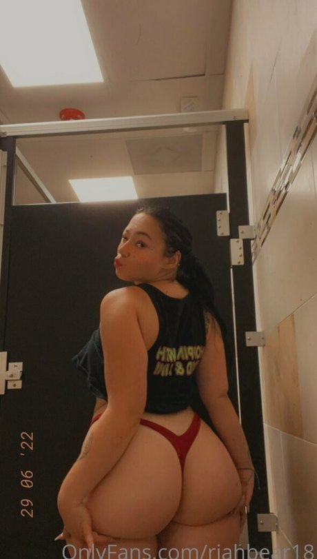 Riahbear18 アートモデル 写真