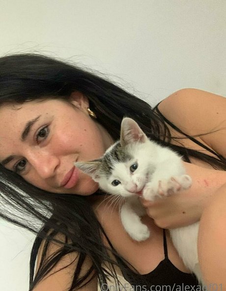 alexaof01 ポルノスター 可愛い 写真