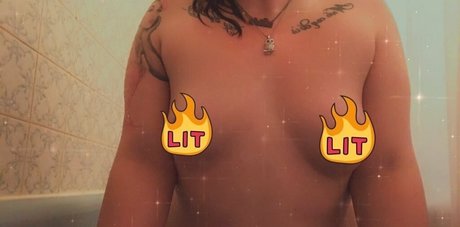 ビキニプリンセスオンリーファンズ 無料ポルノ 写真