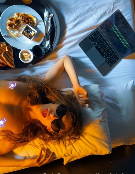 taliamint free ポルノスター HD アーカイブ