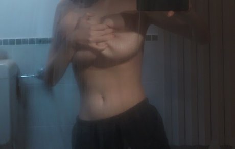 アマチュアセックスオンリーファンズ HD 写真