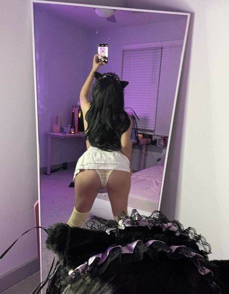 ブルネットのPOV オンリーファンズ ポルノ 画像