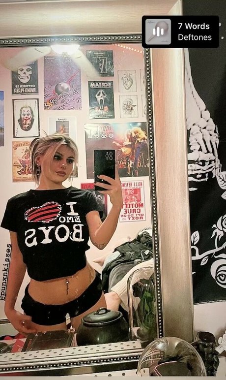 Lila Merlino HDポルノスター 画像