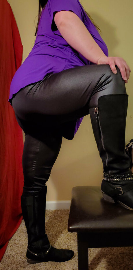 hugetittiebabexxxfree トップモデル 画像