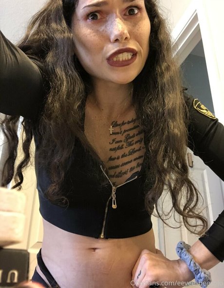 eeveebeevip エロティックなスター ギャラリー